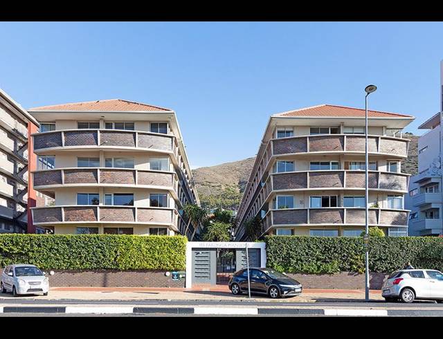 2 BEDROOM APARTMENT FOR SALE IN GREEN POINT